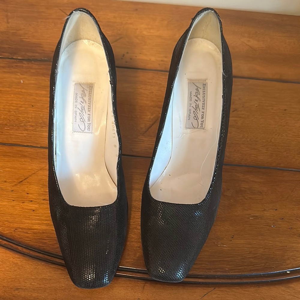 Elegant Black Women's Shoes